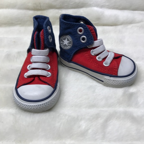 converse red and blue